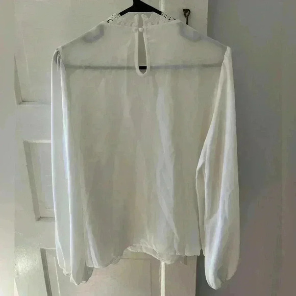 mid-century modern white long sleeve blouse with ruffles - Picture 5 of 7